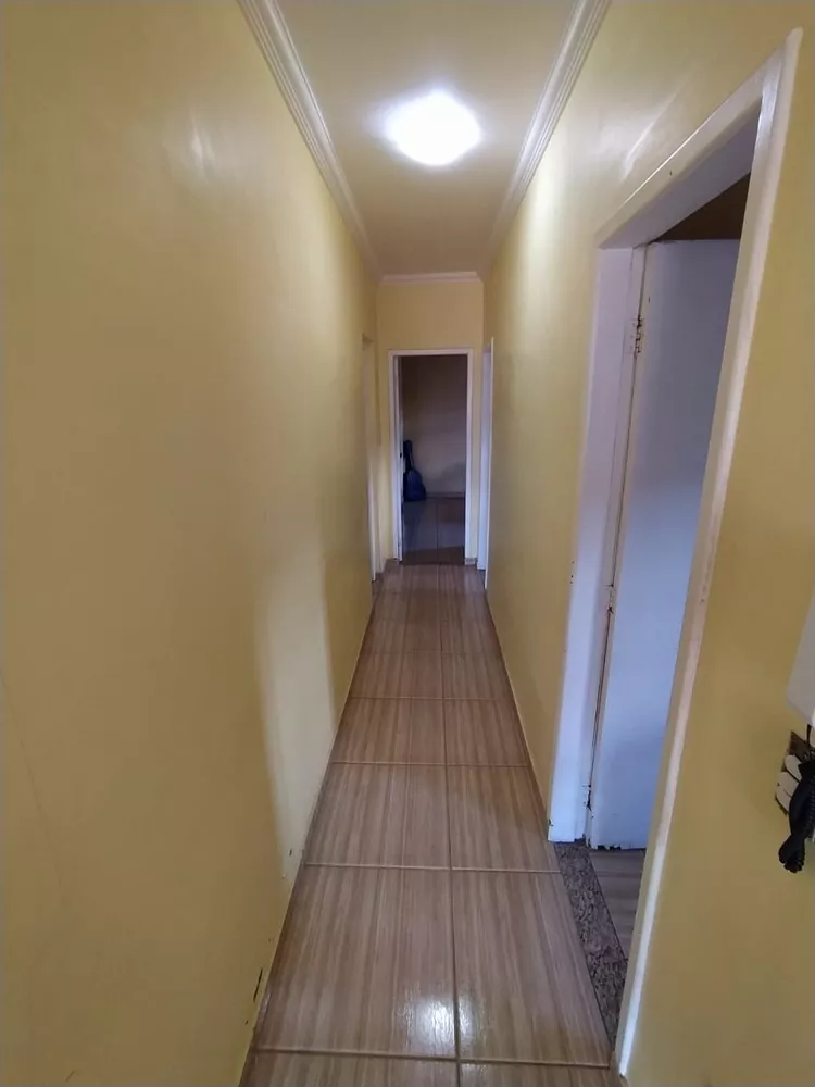 Casa à venda com 3 quartos, 360m² - Foto 8