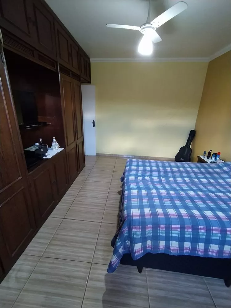 Casa à venda com 3 quartos, 360m² - Foto 12