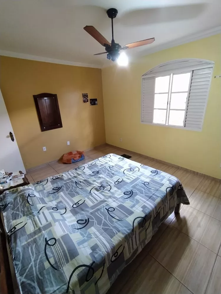 Casa à venda com 3 quartos, 360m² - Foto 11