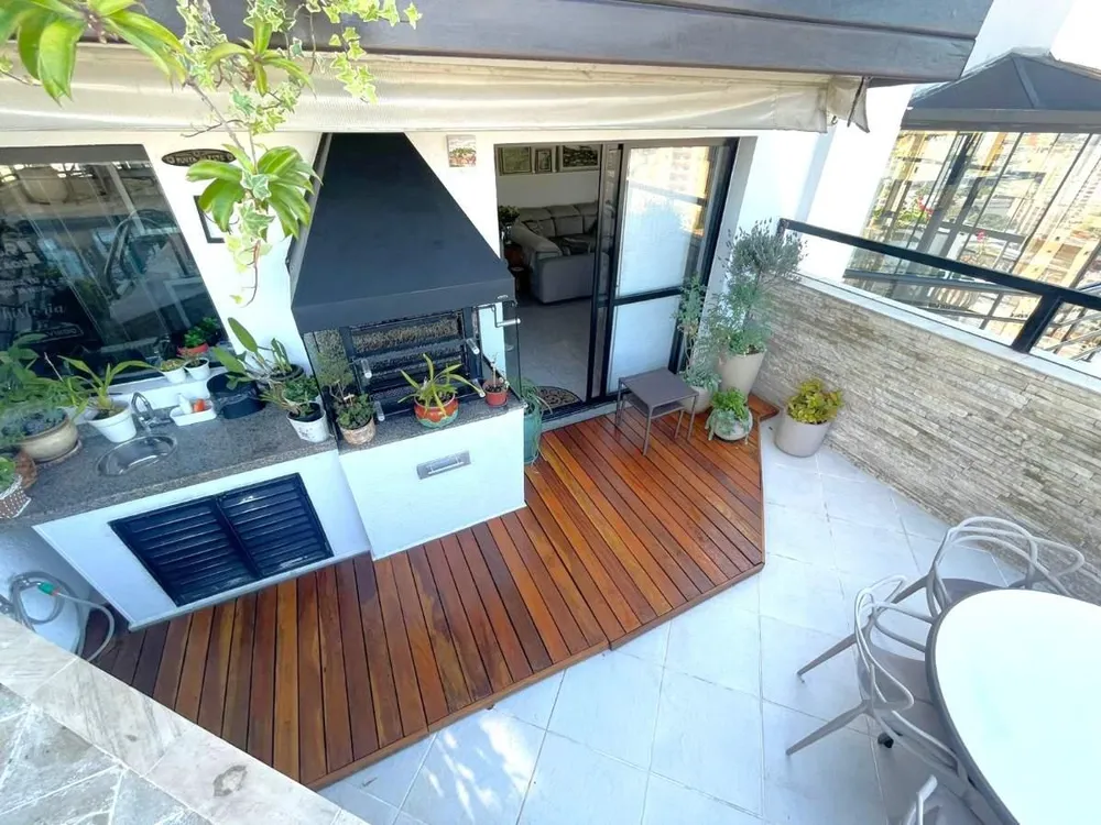 Cobertura, 3 quartos, 220 m² - Foto 1