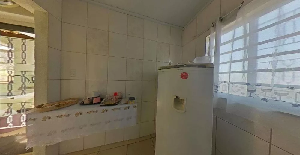 Casa à venda com 2 quartos, 175m² - Foto 7