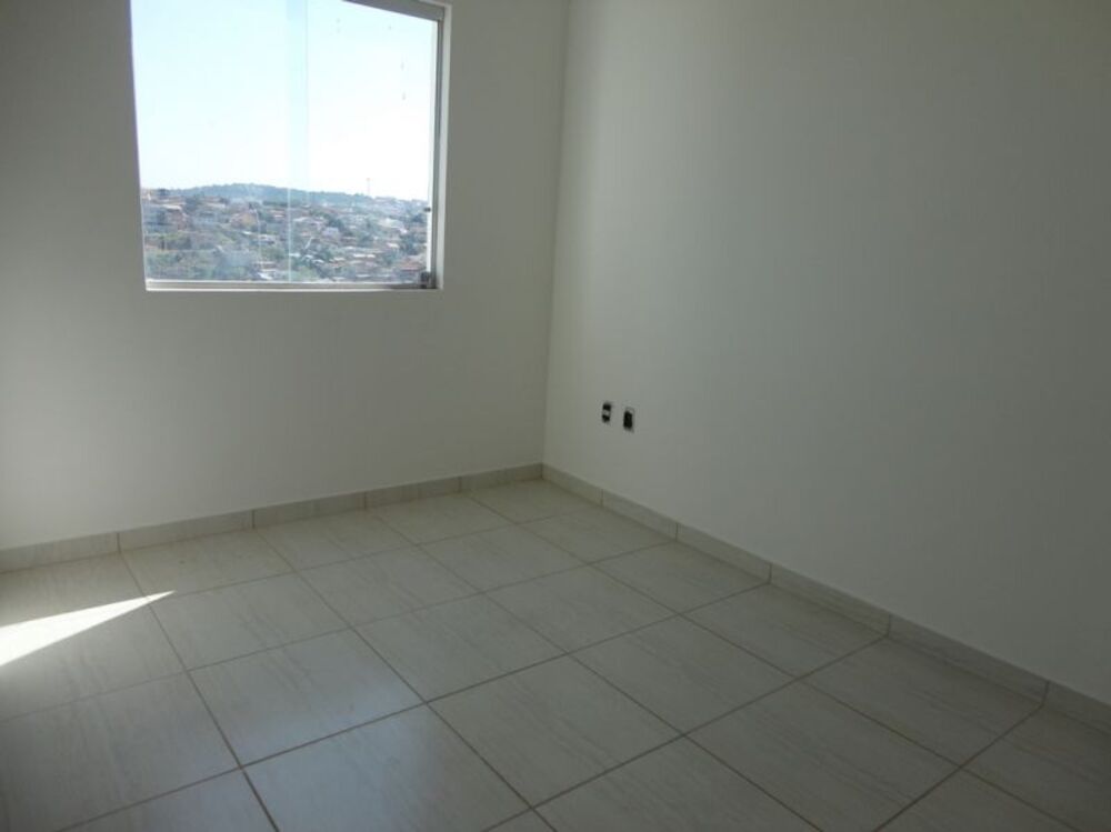 Apartamento à venda com 2 quartos, 55m² - Foto 2