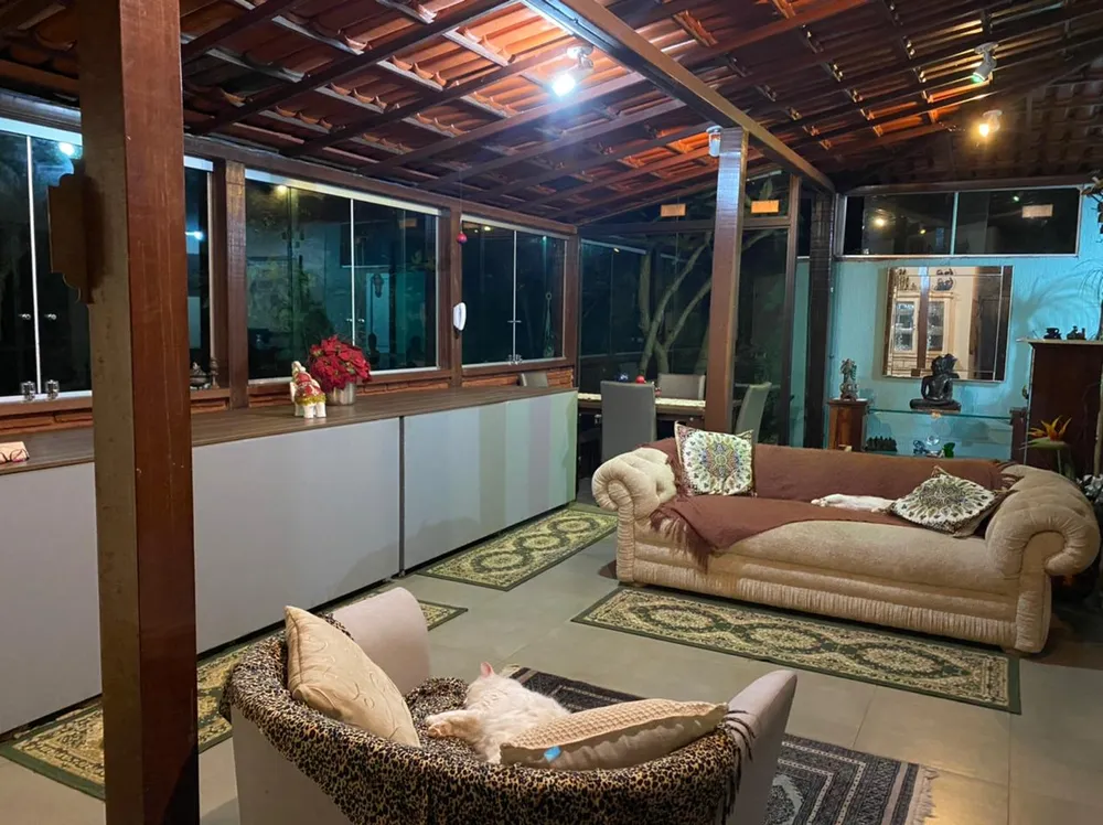 Casa, 6 quartos, 1170 m² - Foto 1