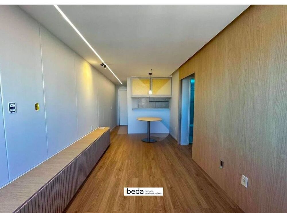Apartamento à venda com 2 quartos, 56m² - Foto 2