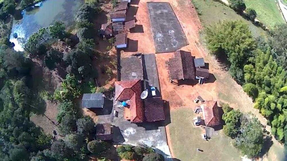 Sítio à venda com 3 quartos, 411400m² - Foto 2
