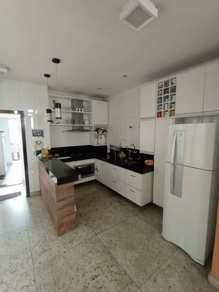 Casa, 3 quartos, 282 m² - Foto 6