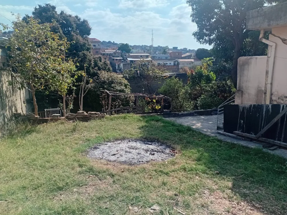 Casa, 3 quartos, 580 m² - Foto 1