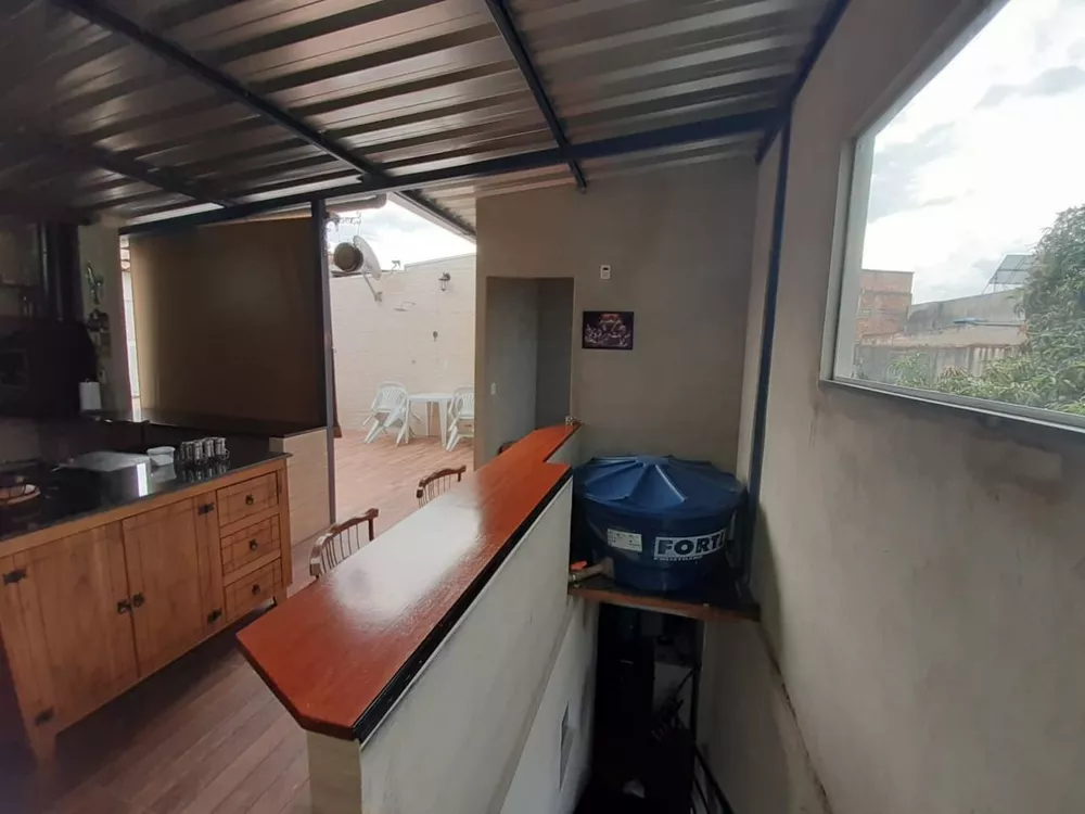 Casa à venda com 3 quartos, 159m² - Foto 14