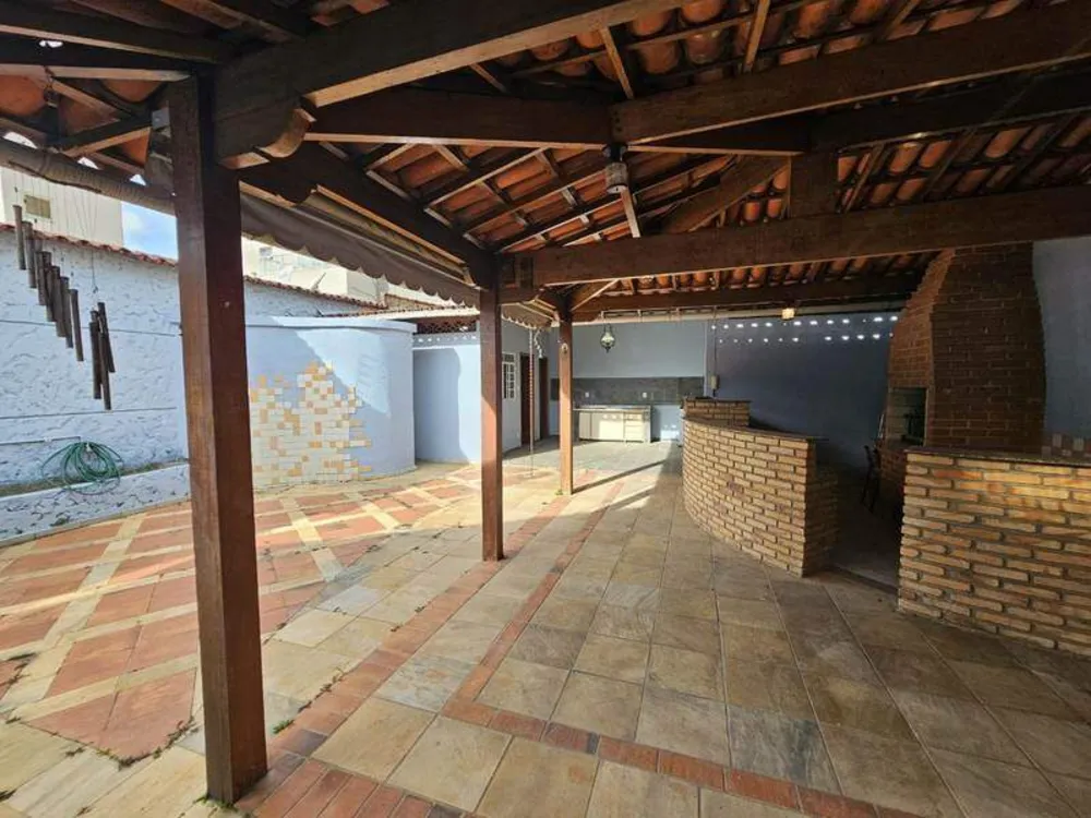 Casa, 3 quartos, 250 m² - Foto 1