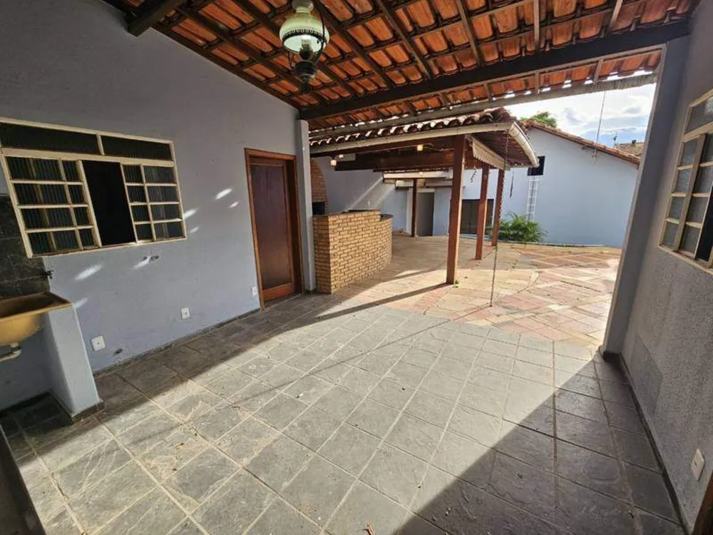 Casa, 3 quartos, 250 m² - Foto 4
