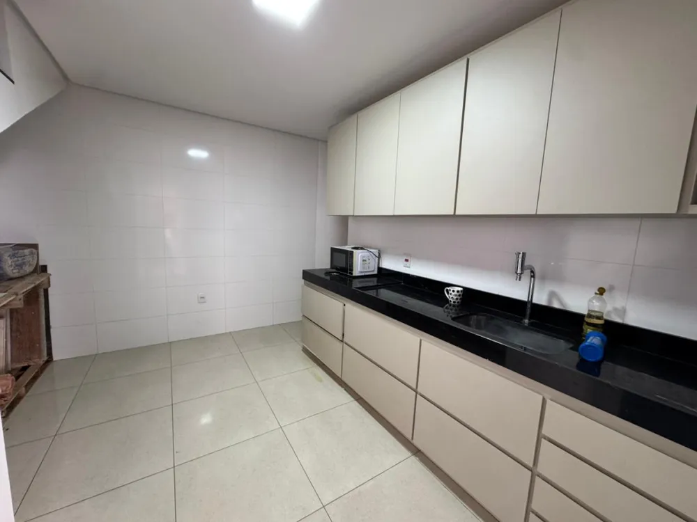 Casa, 3 quartos, 360 m² - Foto 13