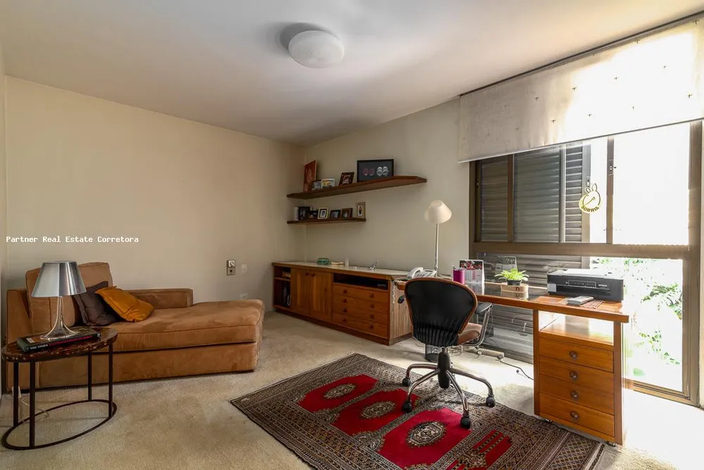 Casa, 4 quartos, 1127 m² - Foto 1