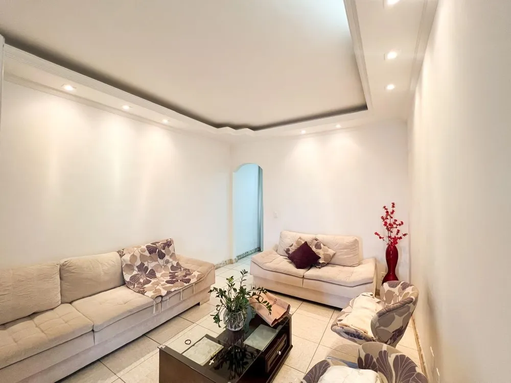 Casa, 3 quartos, 180 m² - Foto 2