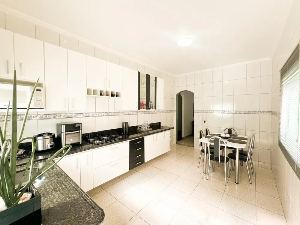 Casa, 3 quartos, 180 m² - Foto 13