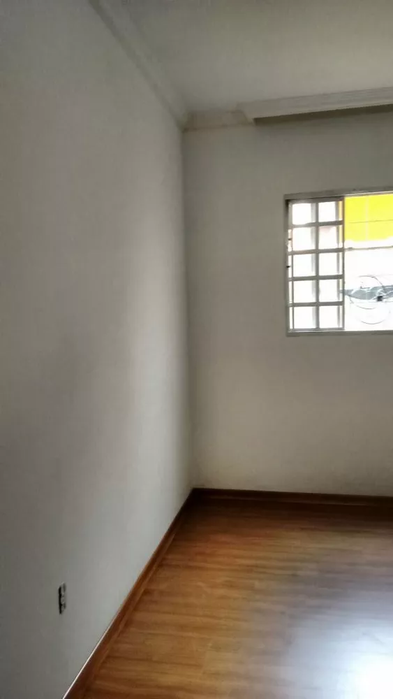 Casa à venda com 3 quartos, 92m² - Foto 7