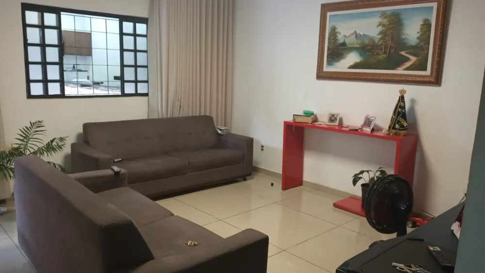 Casa, 2 quartos, 300 m² - Foto 1