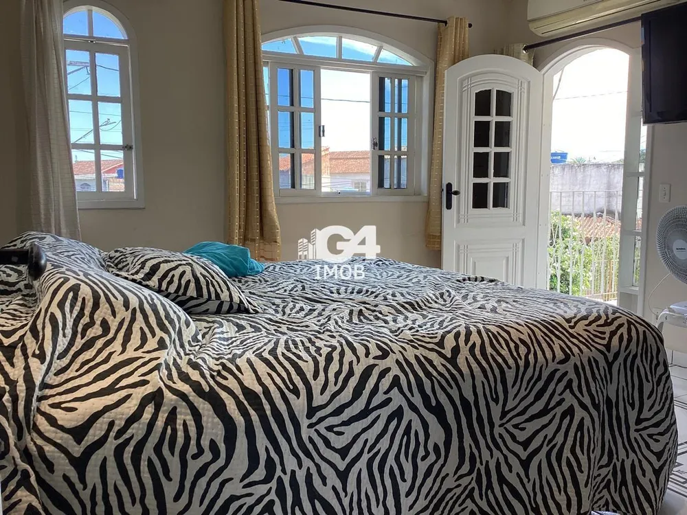 Casa, 4 quartos, 210 m² - Foto 13
