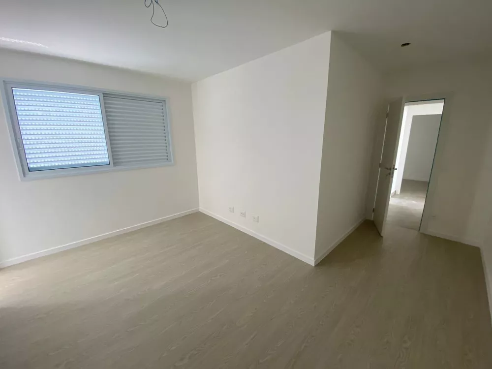 Apartamento à venda com 3 quartos, 97m² - Foto 7