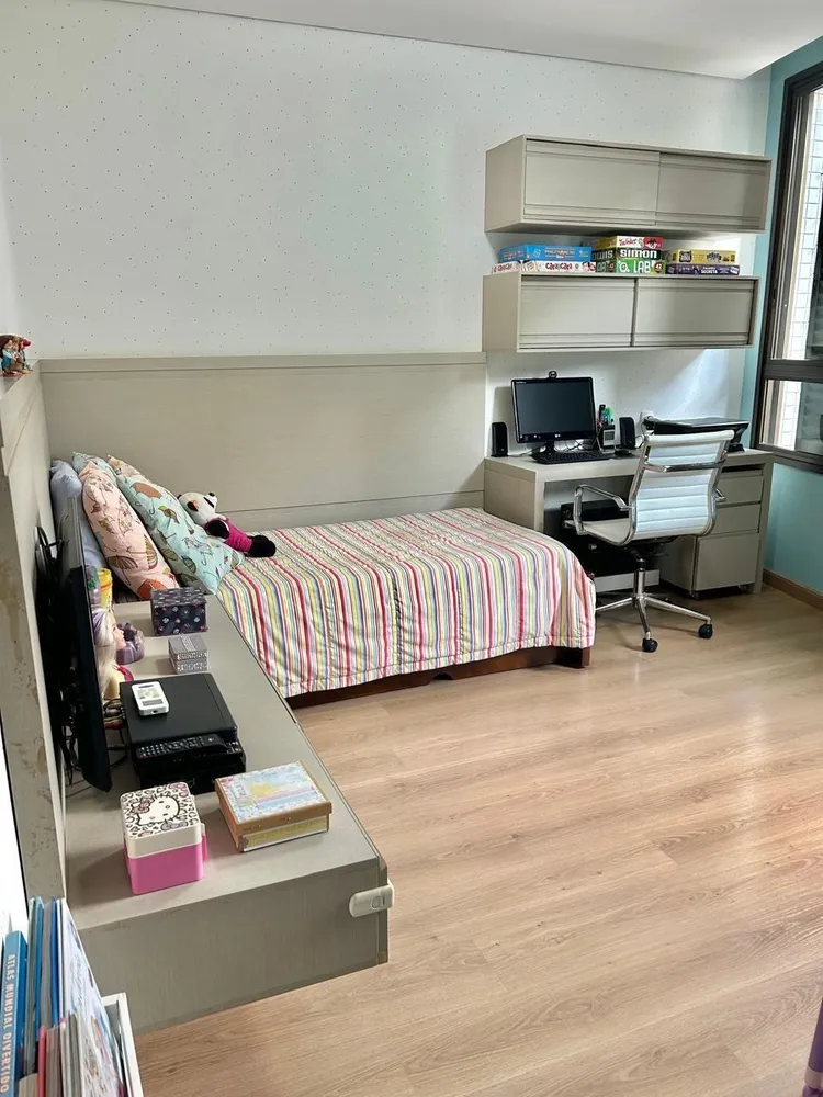 Apartamento, 4 quartos, 208 m² - Foto 2