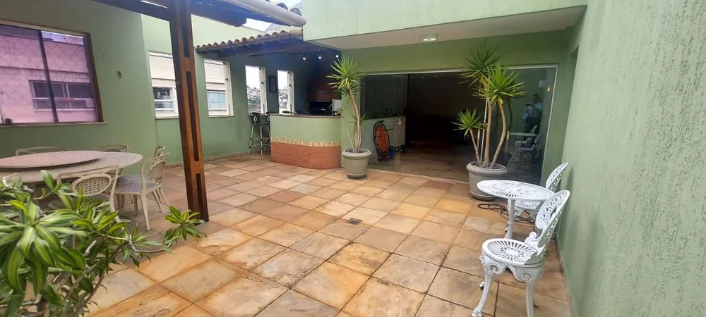 Cobertura, 3 quartos, 203 m² - Foto 2