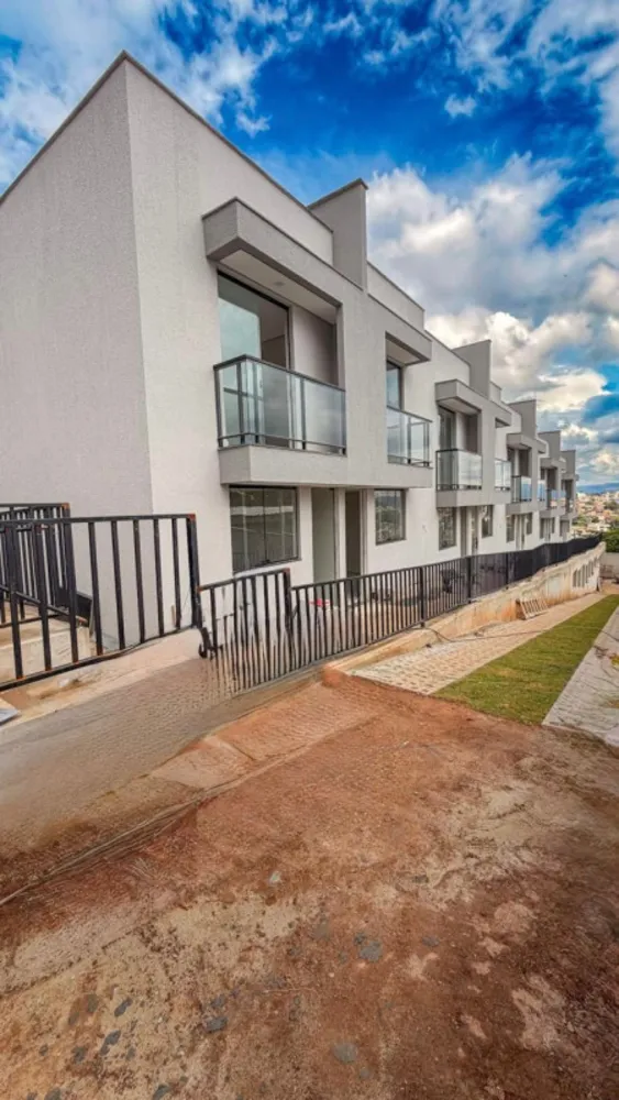 Casa, 2 quartos, 65 m² - Foto 1