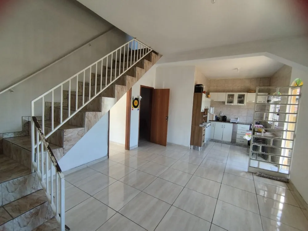 Casa, 4 quartos, 288 m² - Foto 9