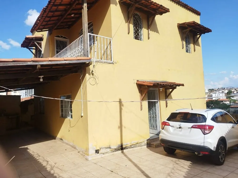 Casa, 4 quartos, 288 m² - Foto 1