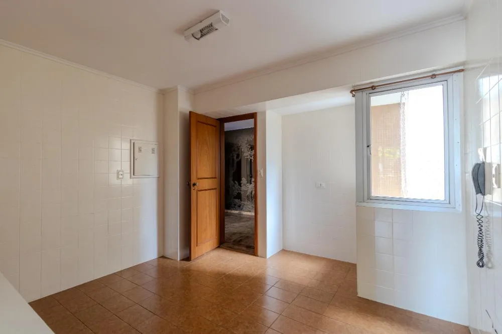 Apartamento, 3 quartos, 241 m² - Foto 12