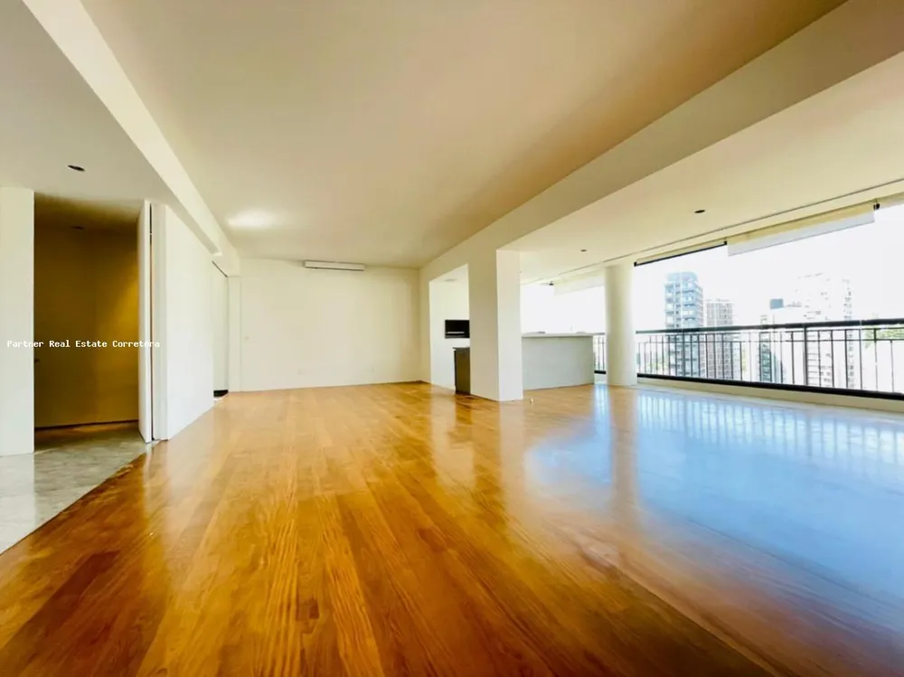 Apartamento, 3 quartos, 215 m² - Foto 2