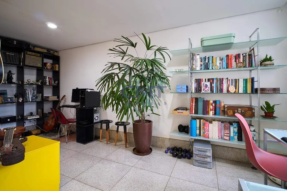Apartamento, 3 quartos, 105 m² - Foto 2