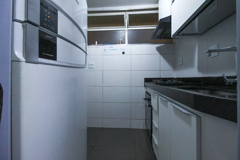 Apartamento à venda com 2 quartos, 80m² - Foto 4