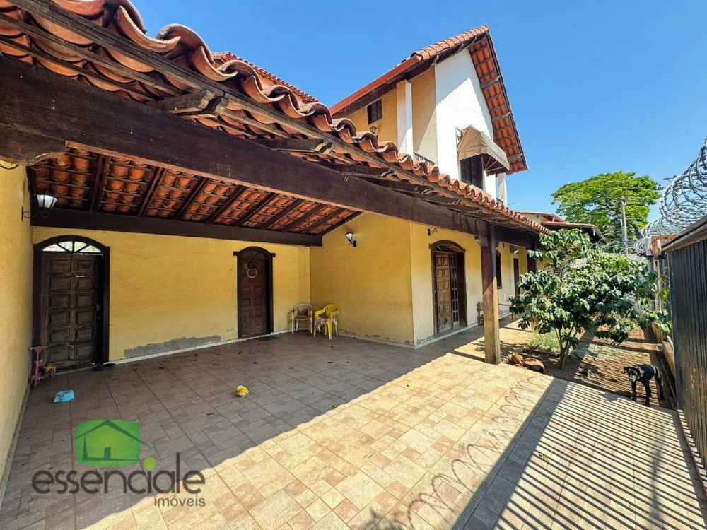 Casa, 6 quartos, 400 m² - Foto 1