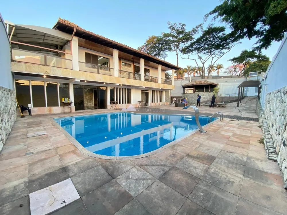 Casa, 4 quartos, 720 m² - Foto 1
