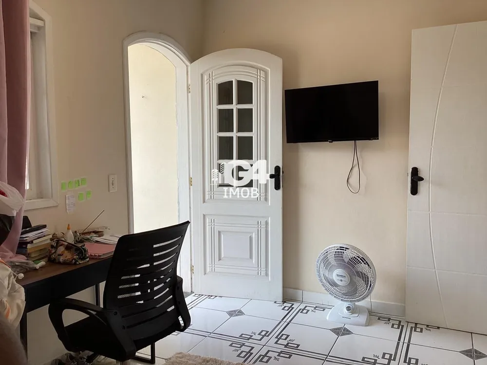 Casa, 4 quartos, 210 m² - Foto 3