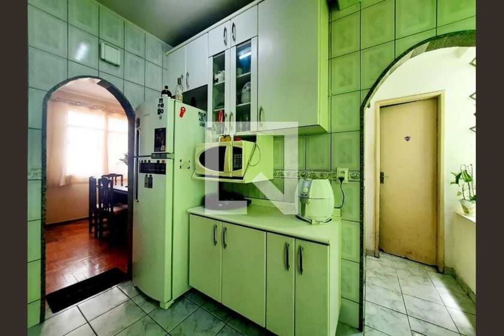 Apartamento à venda com 3 quartos, 92m² - Foto 3