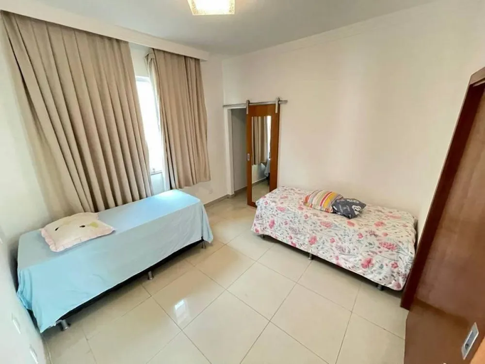 Casa, 4 quartos, 270 m² - Foto 8