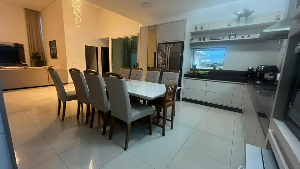 Casa, 4 quartos, 270 m² - Foto 4
