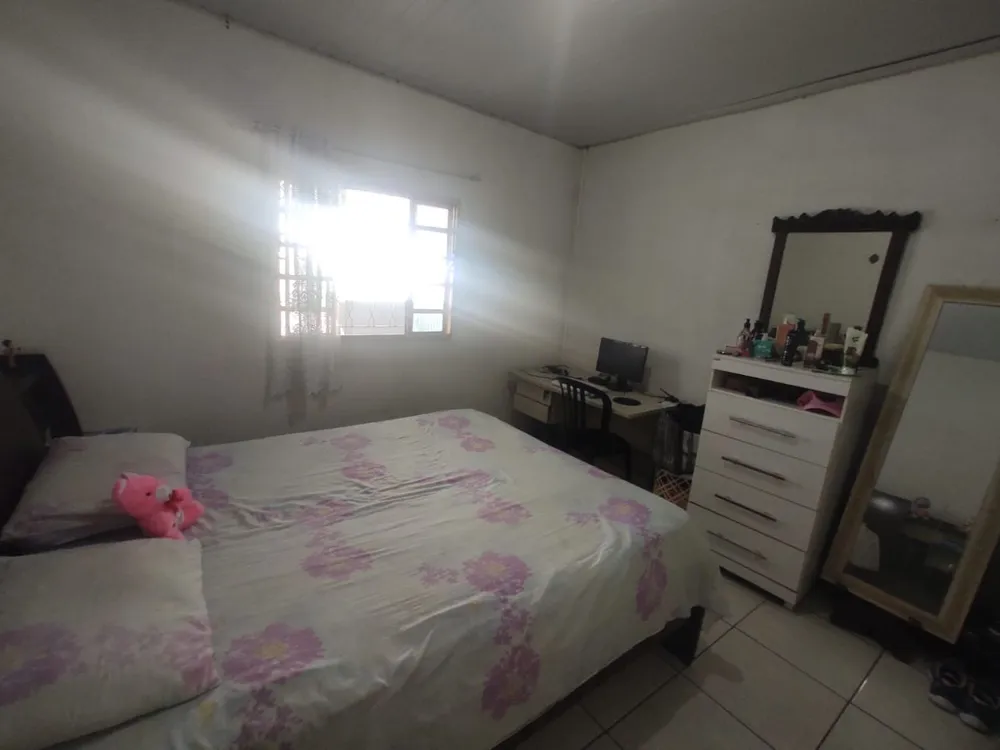 Casa, 3 quartos, 200 m² - Foto 6