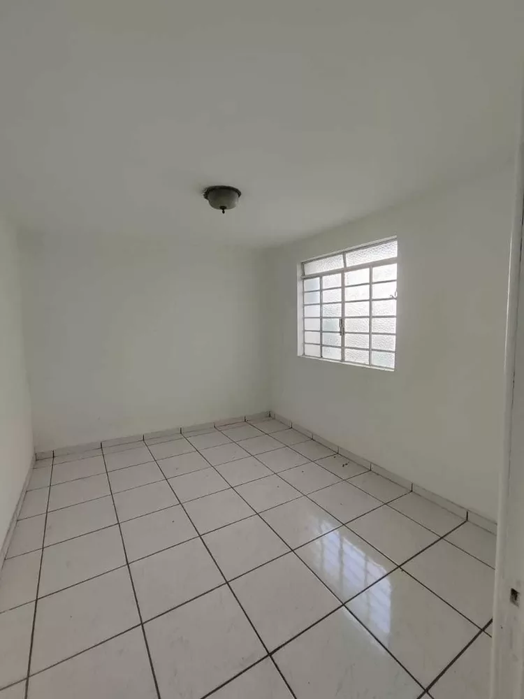 Casa à venda com 3 quartos, 200m² - Foto 21