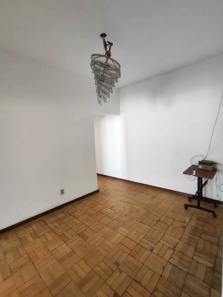 Casa à venda com 3 quartos, 200m² - Foto 8