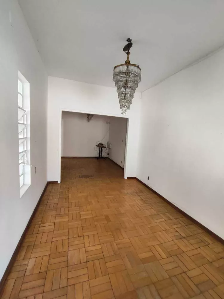 Casa à venda com 3 quartos, 200m² - Foto 6