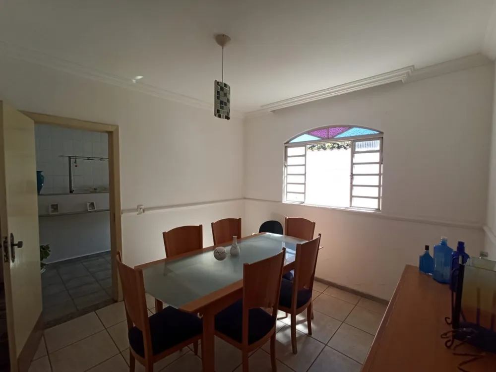 Casa, 3 quartos, 136 m² - Foto 3