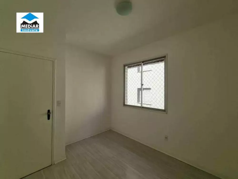 Apartamento à venda com 3 quartos, 110m² - Foto 8