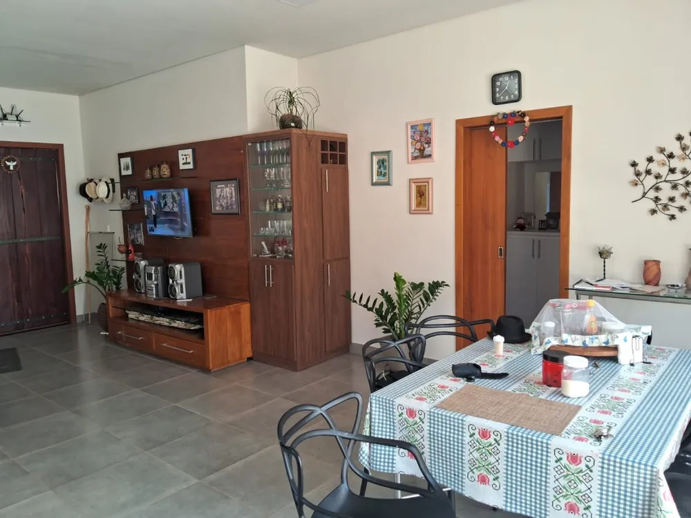 Chácara, 3 quartos, 1102 m² - Foto 7