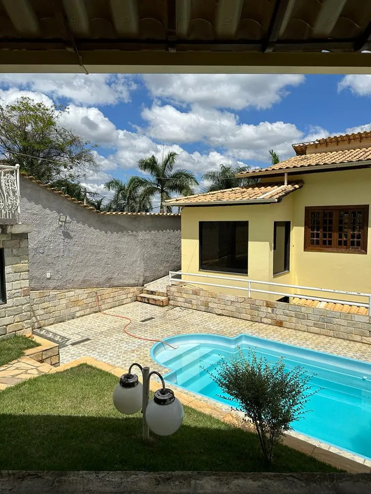 Casa, 5 quartos, 736 m² - Foto 1