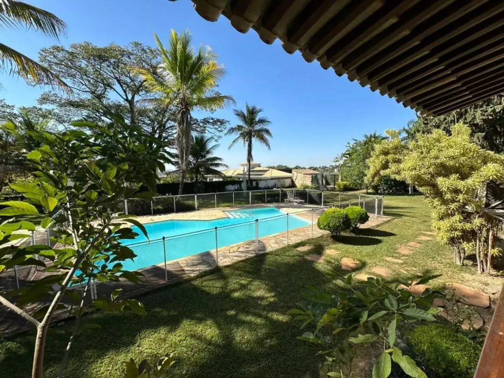 Casa, 6 quartos, 2281 m² - Foto 1