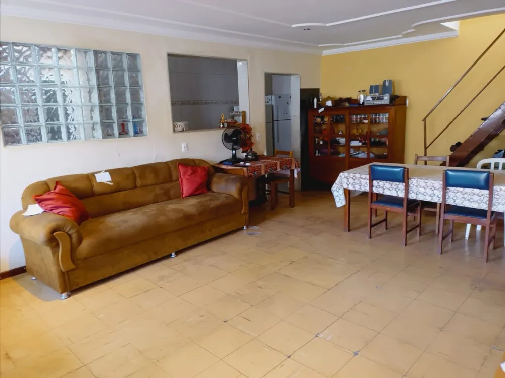 Casa, 5 quartos, 322 m² - Foto 3