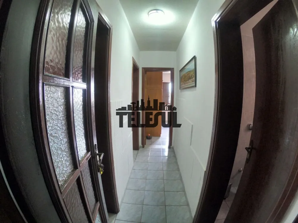 Casa, 3 quartos, 250 m² - Foto 2