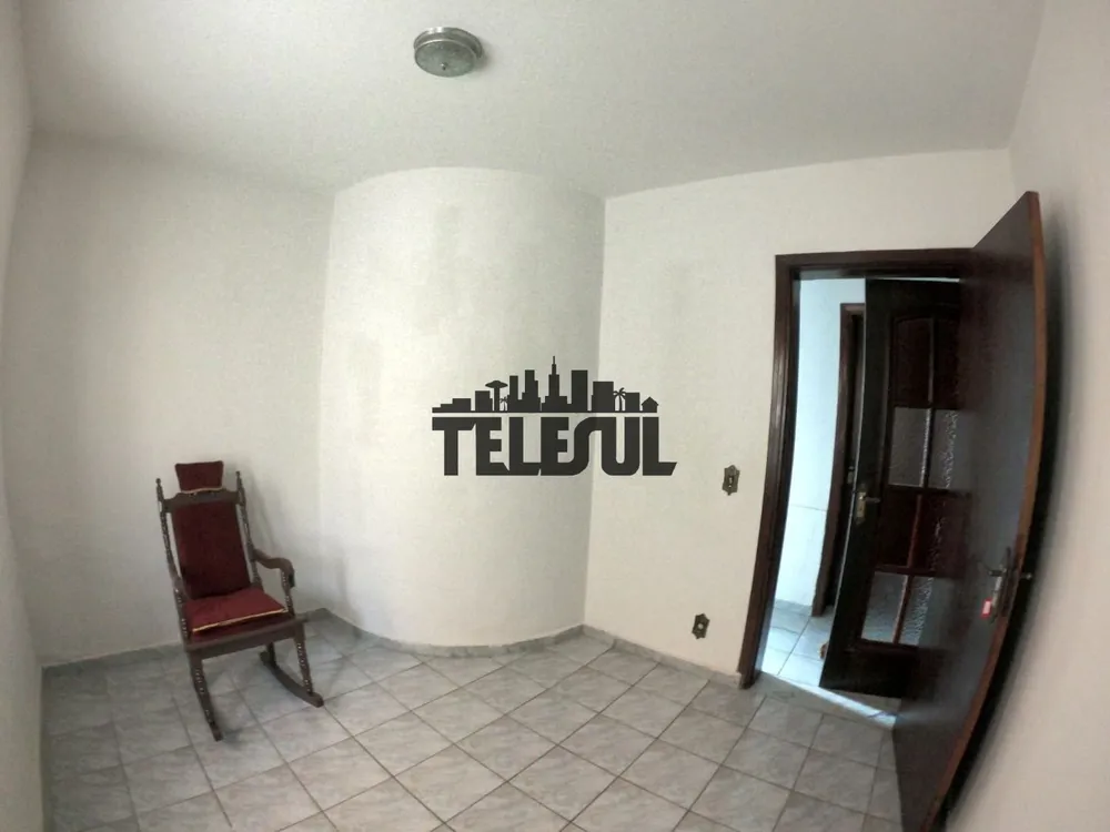 Casa, 3 quartos, 250 m² - Foto 3