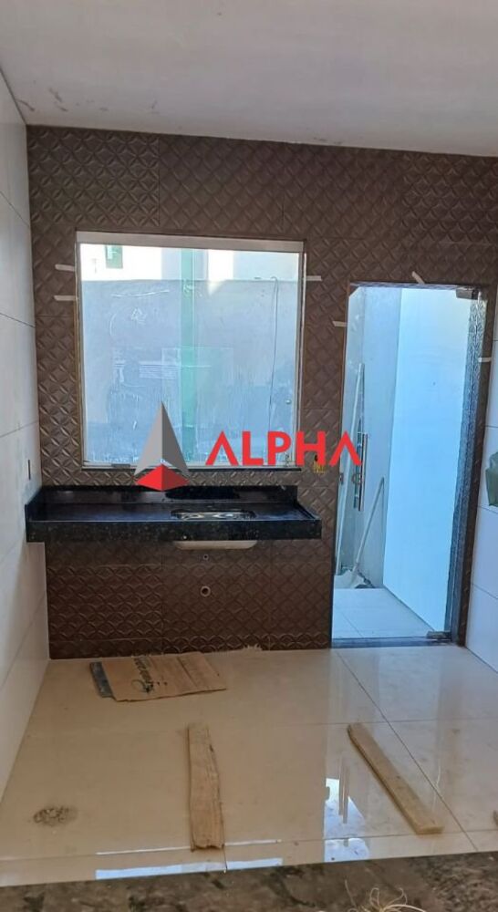 Casa à venda com 2 quartos, 90m² - Foto 3